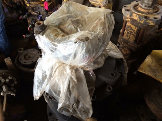 โป๊ะสวิง kobelco SK300-3 เก่านอกญี่ปุ่น ไม่มีมอเตอร์ ราคา 70,000 บาท โป๊ะสวิง kobelco SK300-3 เก่านอกญี่ปุ่น ไม่มีมอเตอร์ ราคา 70,000 บาท