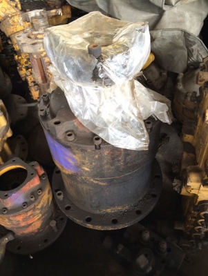 โป๊ะสวิง kobelco SK300-3 เก่านอกญี่ปุ่น ไม่มีมอเตอร์ ราคา 70,000 บาท โป๊ะสวิง kobelco SK300-3 เก่านอกญี่ปุ่น ไม่มีมอเตอร์ ราคา 70,000 บาท