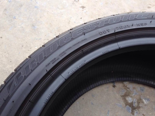 ยาง Bridgstone 245-40-18 made in Poland ปี 14 2 เส้น 4000 สวยๆไม่มีปะไม่บวมไม่กินข้างดอกยางเหลือเยอะเอาไปวิ่งกันใด้อีกยาวค่ะ
