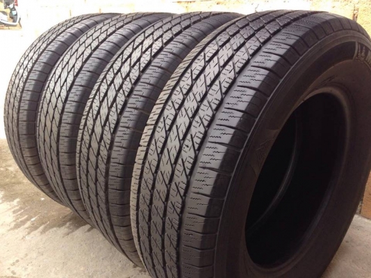 ยาง MICHELIN 265-65-17 ปี 14 3 เส้น ปี 13 1 เส้น ครบชุด 4 เส้น 3500 ไม่บวมไม่กินข้าง ดอกยางเหลือเยอะเอาไปวิ่งกันใด้อีกยาวค่ะ