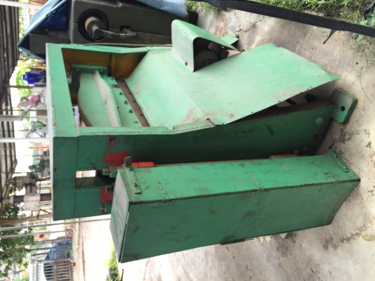 ขายกรรไกรตัดเหล็ก4ฟุตตัดงานได้1.20เมตรตัดได้2-3มิลเดินเฟืองเหล็กเหนียวครับ