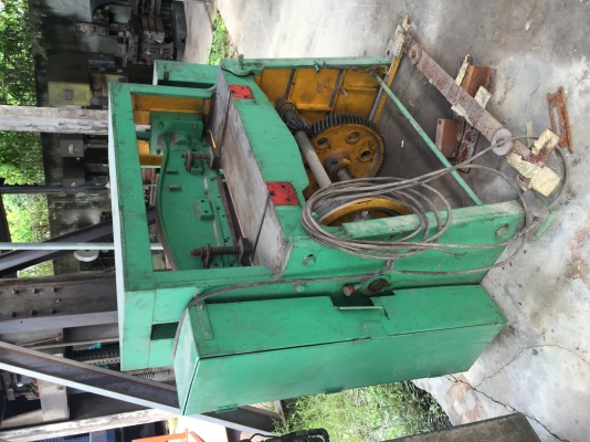 ขายกรรไกรตัดเหล็ก4ฟุตตัดงานได้1.20เมตรตัดได้2-3มิลเดินเฟืองเหล็กเหนียวครับ