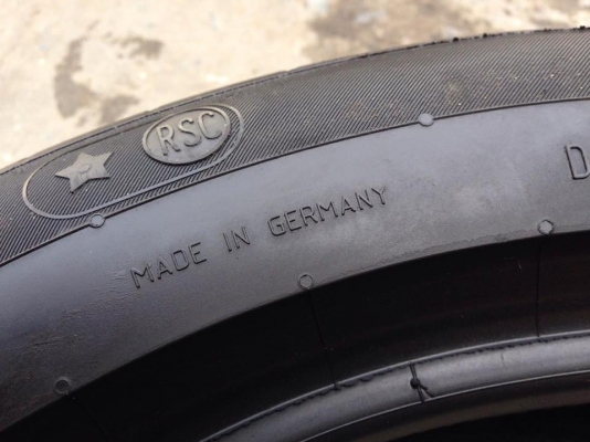 ยาง Continental 225-50-17 made in Germany ปี 13 ครบชุด 4 เส้น 3800 สภาพสวยๆไม่มีปะไม่บวมไม่กินข้าง ดอกยางเหลือเยอะเอาไปวิ่งกันใด้อีกยาวค่ะ