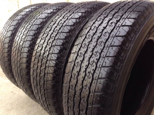ยาง Bridgstone 245-70-16 ปี 15 ครบชุด 4 เส้น 5000 สภาพสวยๆไม่บวมไม่กินข้าง ดอกยางเหลือเยอะเอาไปวิ่งกันใด้อีกยาวค่ะ
