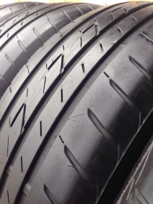 ยาง Bridgstone 215-60-16 ปี 15 ครบชุด 4 เส้น 3500 สภาพสวยๆไม่มีปะไม่บวมไม่กินข้างดอกยางเหลือเยอะเอาไปวิ่งกันใด้อีกยาวค่ะ ยาง Bridgstone 215-60-16 ปี 15 ครบชุด 4 เส้น 3500 สภาพสวยๆไม่มีปะไม่บวมไม่กินข้างดอกยางเหลือเยอะเอาไปวิ่งกันใด้อีกยาวค่ะ