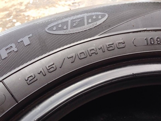 ยาง Good Year 215-70-15 ปี 15 2 เส้น 2000 สภาพสวยๆไม่มีปะไม่บวมไม่กินข้าง ดอกยางเหลือเยอะเอาไปวิ่งกันใด้อีกยาวค่ะ ยาง Good Year 215-70-15 ปี 15 2 เส้น 2000 สภาพสวยๆไม่มีปะไม่บวมไม่กินข้าง ดอกยางเหลือเยอะเอาไปวิ่งกันใด้อีกยาวค่ะ