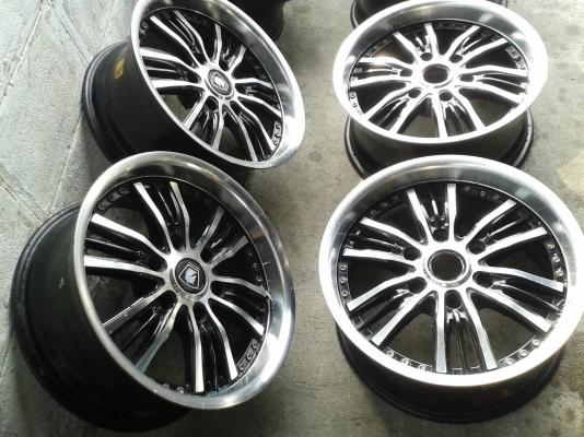 ขอบ17นิ้ว6รู สวยๆ 4 วง ราคา 7800 บาท ขอบ17นิ้ว6รู สวยๆ 4 วง ราคา 7800 บาท