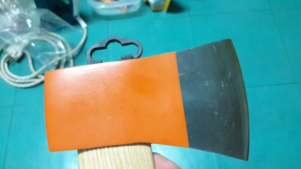 ขายขวานBAHCO ขนาด800กรัม งานเก่าเก็บ ขายขวานBAHCO ขนาด800กรัม งานเก่าเก็บ