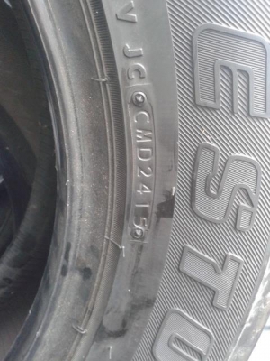 ขายยางใหม่ค้างปี 255/60/18 ขายยางใหม่ค้างปี 255/60/18