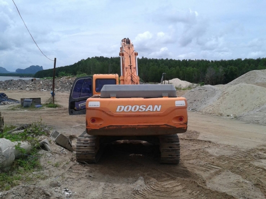 รถแบคโฮ DOOSAN. DX340LC. , ( รถทำงาน 12,xxx ชม. ) สนใจติดต่อ 081 - 6079515