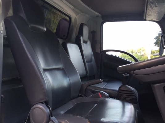 6ล้อISUZU NQR175หัวตึก ยูโร3จดปี54กระบะคาร์โก้พร้อมคอกเหล็กยาว5.50เมตร 6ล้อISUZU NQR175หัวตึก ยูโร3จดปี54กระบะคาร์โก้พร้อมคอกเหล็กยาว5.50เมตร