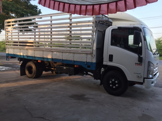 6ล้อISUZU NQR175หัวตึก ยูโร3จดปี54กระบะคาร์โก้พร้อมคอกเหล็กยาว5.50เมตร