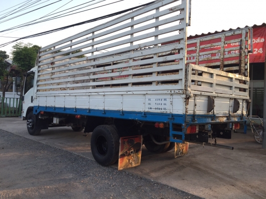 6ล้อISUZU NQR175หัวตึก ยูโร3จดปี54กระบะคาร์โก้พร้อมคอกเหล็กยาว5.50เมตร