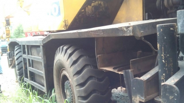 ต้องการขายรถเครน KATO รุ่น KR25H3L