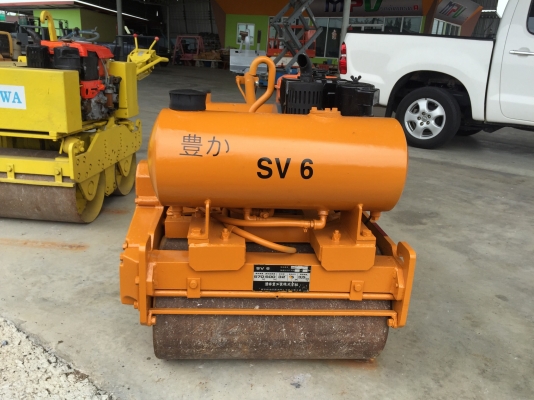 ขายรถบดเดินตาม Sakai รุ่นSV6 มือสองญี่ปุ่น บดอัดสั่นสะเทือนได้ เครื่องดีเซลคูโบต้า1สูบ รถสภาพดีพร้อม