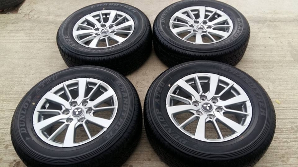 ขายล้อแม็กป้ายแดง mitsu pajero สีเงิน 18" ยางปี16 สนใจติดต่อ ตาเล็ก ล้อและยางครับ 081-3747940 ขายล้อแม็กป้ายแดง mitsu pajero สีเงิน 18" ยางปี16 สนใจติดต่อ ตาเล็ก ล้อและยางครับ 081-3747940