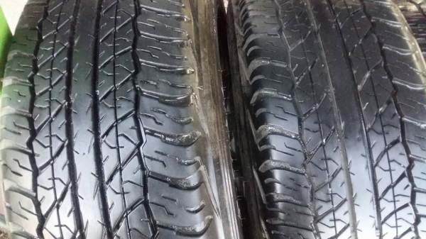 ขายล้อแม็ก triton plus 17" ยางปี15  สนใจติดต่อ ตาเล็ก ล้อและยางครับ 081-3747940