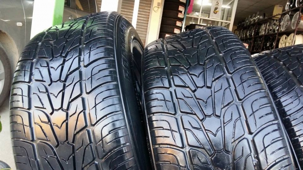 ขายล้อแม็ก cosmis xt-005r by Kiki 20" ยางปี14 สนใจติดต่อ ตาเล็ก ล้อและยางครับ 081-3747940