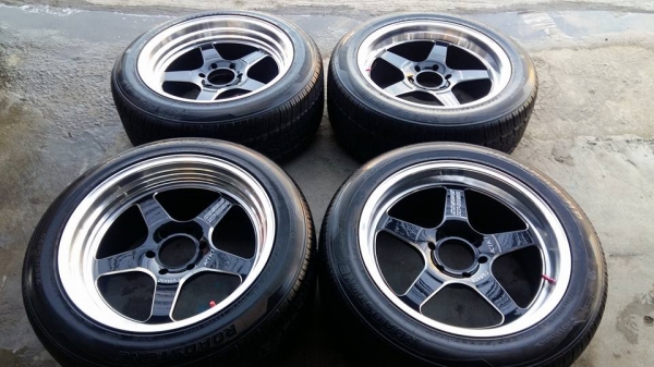 ขายล้อแม็ก cosmis xt-005r by Kiki 20" ยางปี14 สนใจติดต่อ ตาเล็ก ล้อและยางครับ 081-3747940