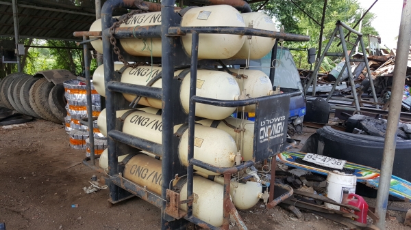 ขายถังngvพร้อมขา8 ลูก