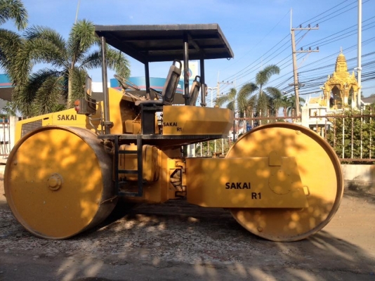 ขายรถบดสามล้อเหล็ก SAKAI R1 ขนาด 10 ตัน เครื่อง EC100 รถพร้อมใช้งาน เอกสารซื้อขาย