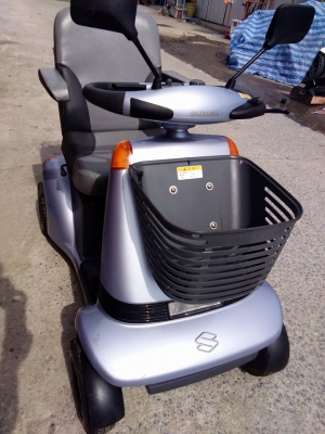 ขายรถไฟฟ้าผู้สูงอายุ เก่าญี่ปุ่น เเบตใหม่สภาพสวยครับ