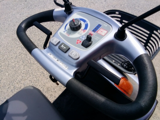 ขายรถไฟฟ้าผู้สูงอายุ เก่าญี่ปุ่น เเบตใหม่สภาพสวยครับ