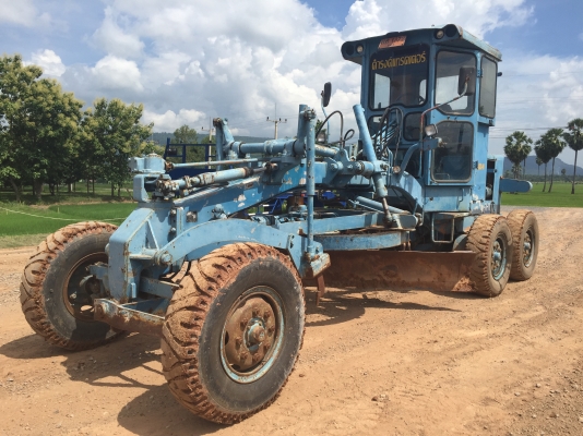 ขายรถเกรด ขนาดกลาง  เล่มทะเบียน