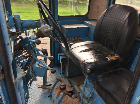 ขายรถเกรด ขนาดกลาง  เล่มทะเบียน