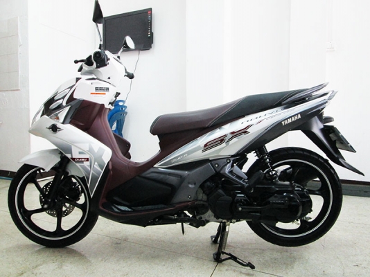 (โอนฟรี) ขาย Nouvo SX ปลายปี 2015 ตัว TOP ล้อแม็ก ไมล์แท้ 3001 กม ตัวใหม่ล่าสุด รถหัวฉีดประหยัด  น้ำมัน สภาพสวย แรงด้วยเครื่อง 125CC สีขาว ม่วง เทา จด 18 พฤศจิกายน 2558 ราคา 42900 บาท