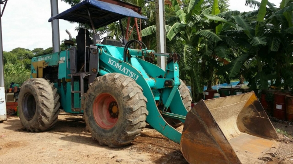 Komatsu 515 สภาพสวย พร้อมใช้ ราคาถูกมาก