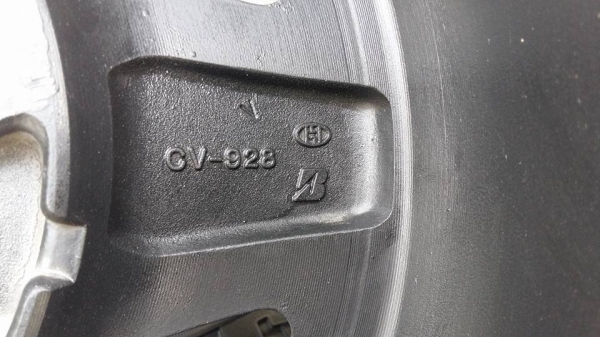 ขายล้อแม็กมือ2 bridgestone cv-928 15"  สนใจติดต่อ ตาเล็ก ล้อและยางครับ 081-3747940