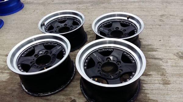 ขายล้อแม็กมือ2 bridgestone cv-928 15"  สนใจติดต่อ ตาเล็ก ล้อและยางครับ 081-3747940