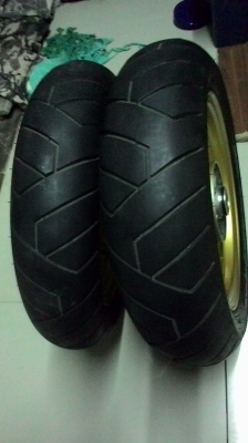 ล้อแม็กเดิมแท้ติดรถ MSX พร้อมยางเดิมๆ ครับ ล้อแม็กเดิมแท้ติดรถ MSX พร้อมยางเดิมๆ ครับ