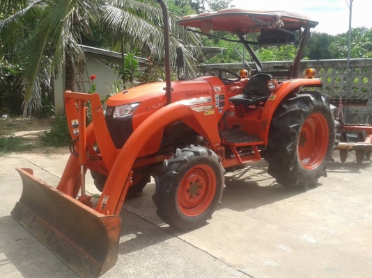 ขายรถไถ KUBOTA L4708 อุปกรณ์ ดันหน้า ผานหลัง รถสวยสภาพดี เอกสารถูกต้อง เล่มทะเบียนพร้อมโอน ราคา380,000 สนใจโทร 090-8588220คุณนะ 093-3258446คุณบิว หรือเข้าดูสินค้าอื่นๆได้ที่ www.narong2truck.com หรือ www.truck.in.th/498 หรือเพจFacebook ณรงค์ ซื้อขายรถมือส