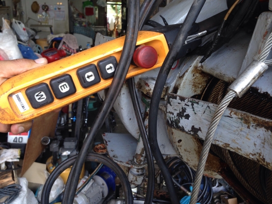 ขายรอกสลิงไฟฟ้า 1ton. Toyo made in Japan พร้อมตัวเดิน อุปกรณ์ครบ ต้องเดินระบบไฟนิดหน่อยครับ