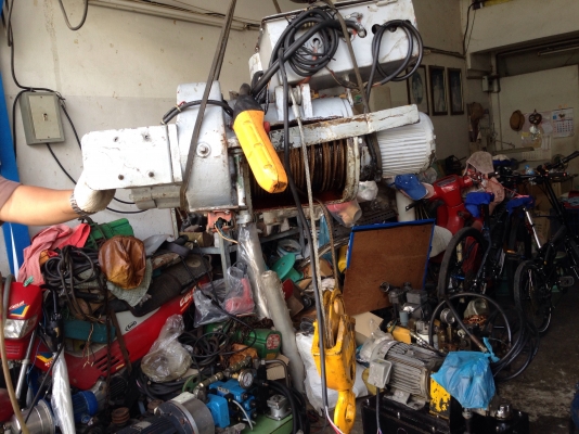 ขายรอกสลิงไฟฟ้า 1ton. Toyo made in Japan พร้อมตัวเดิน อุปกรณ์ครบ ต้องเดินระบบไฟนิดหน่อยครับ