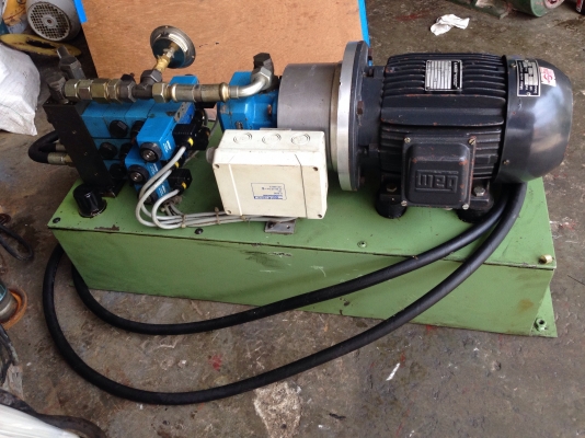 ขายปั้มน้ำมันไฮโดรลิค G.maier 4HP. 380V made in Germany พร้อมวาล์วคอนโทรล Vickers 24VDC 3ชุด อุปกรณ์ครบ สภาพสวยมาก พร้อมใช้งาน ขายปั้มน้ำมันไฮโดรลิค G.maier 4HP. 380V made in Germany พร้อมวาล์วคอนโทรล Vickers 24VDC 3ชุด อุปกรณ์ครบ สภาพสวยมาก พร้อมใช้งาน