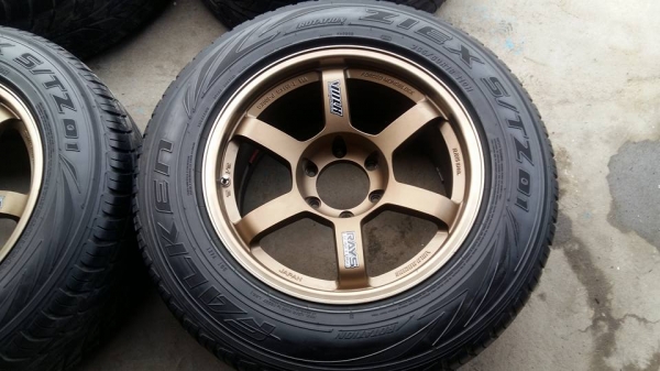 ขายล้อแม็กมือ2 te37suv 18" ยางปี14 สนใจติดต่อ ตาเล็ก ล้อและยางครับ 081-3747940