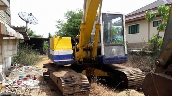 รถแบคโฮ