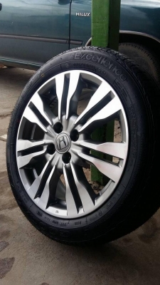 ขายล้อแม็ก honda city 16"ยางใหม่ปี16 สนใจติดต่อ ตาเล็ก ล้อและยางครับ 081-3747940 ขายล้อแม็ก honda city 16"ยางใหม่ปี16 สนใจติดต่อ ตาเล็ก ล้อและยางครับ 081-3747940