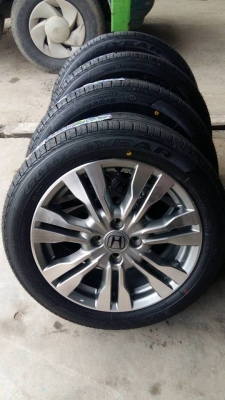 ขายล้อแม็ก honda city 16"ยางใหม่ปี16 สนใจติดต่อ ตาเล็ก ล้อและยางครับ 081-3747940