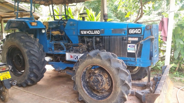 ขายรถไถ ฟอร์ด 6640 สองเพลา คานหน้า คาลาโล่