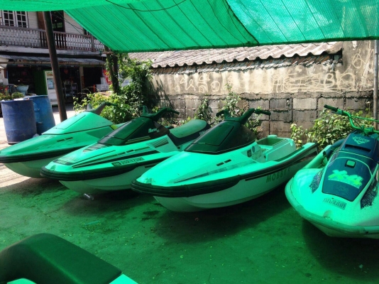 ขายเจ็ตสกีเก่าญี่ปุ่น ขายเหมา4ลำ kawasaki750 yamaha 650 ขายเจ็ตสกีเก่าญี่ปุ่น ขายเหมา4ลำ kawasaki750 yamaha 650