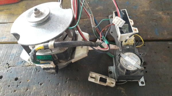 มอเตอร์เครื่องซักผ้า ซัมซุง 6 กก. ครบชุด มอเตอร์เครื่องซักผ้า ซัมซุง 6 กก. ครบชุด