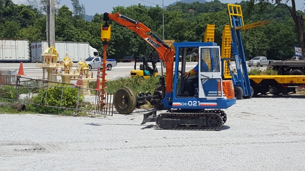 ขายรถเจาะ0815667535