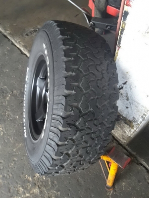 Max ล้ออะไหล่ + BF All  USA. 275/70/16 ปี11