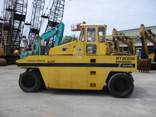 ขายรถบดล้อยาง RT200WT Year 1995 ห้องเก๋ง สภาพพร้อมใช้ นำเข้าจากญี่ปุ่น ติดต่อ อำพล 090-9694506/ 080-3031241