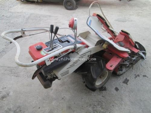 NEW รถเกี่ยวข้าวเดินตาม MITSUBISHI MB550 รหัสสินค้า 80904370 ดูสินค้าอื่นๆได้ที่ www.nihonmono.com NEW รถเกี่ยวข้าวเดินตาม MITSUBISHI MB550 รหัสสินค้า 80904370 ดูสินค้าอื่นๆได้ที่ www.nihonmono.com