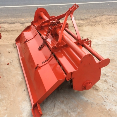 28800บาทครับ โรตารี่้ตราช้าง 2เมตร ถูกๆสำหรับรถไถใหญ่ พร้อมใช้งาน มีตัวเดียวครับ 28800บาทครับ โรตารี่้ตราช้าง 2เมตร ถูกๆสำหรับรถไถใหญ่ พร้อมใช้งาน มีตัวเดียวครับ